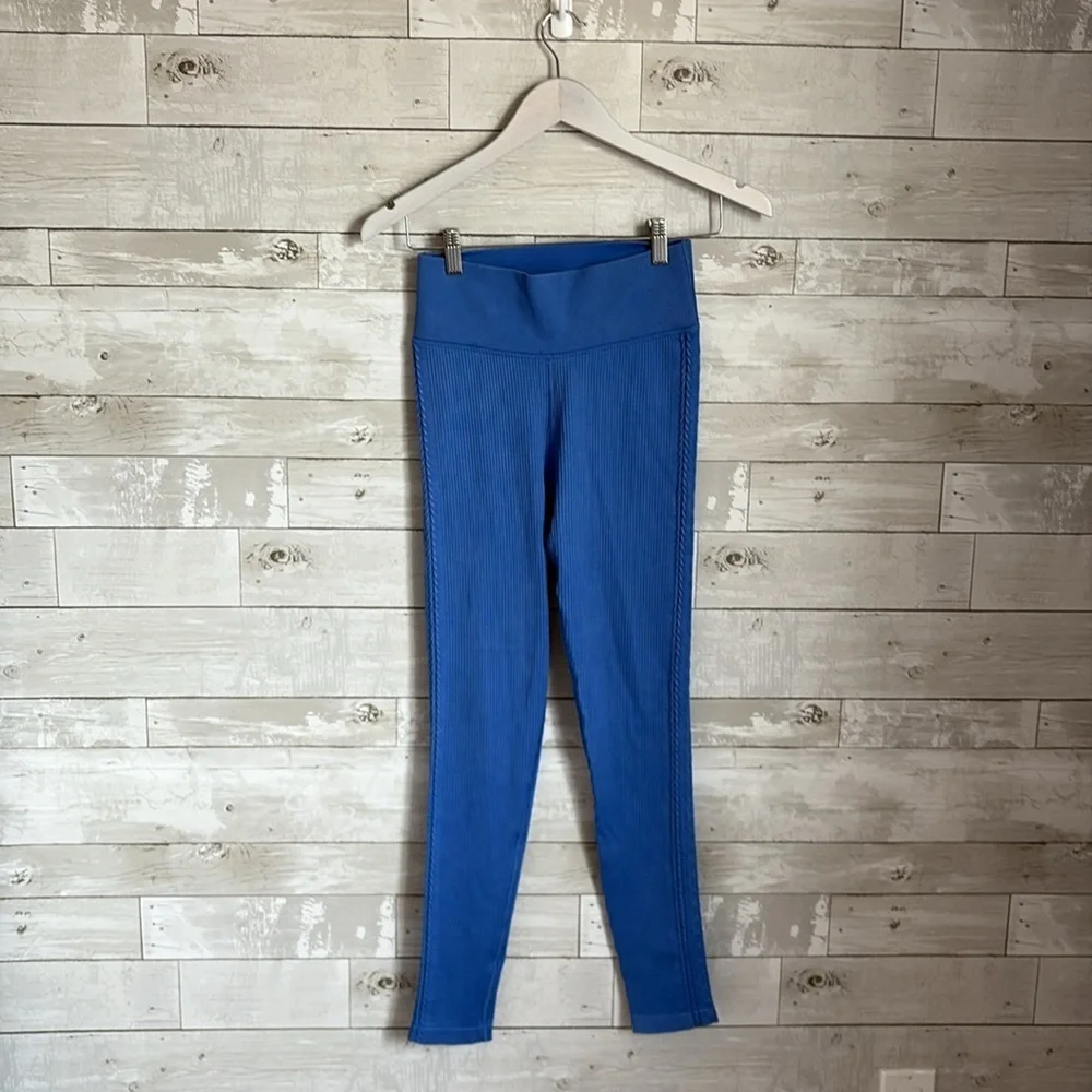 AERIE Blue Ribbed Leggings - Picture 2 of 8